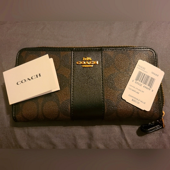 Coach leather wallet - Picture 1 of 2